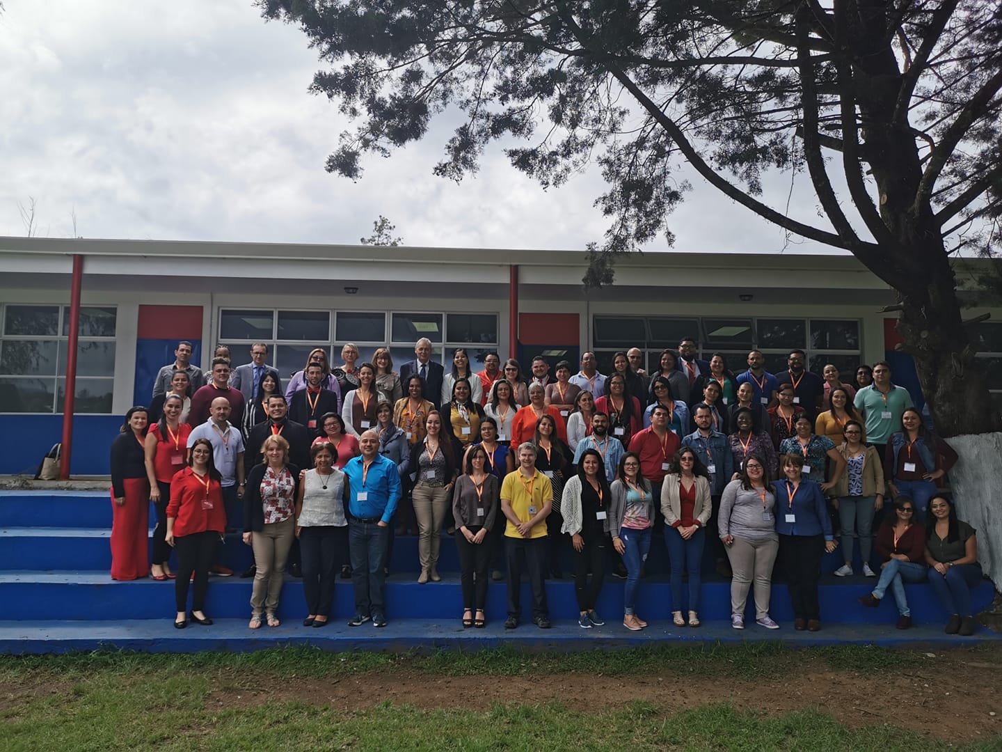 Une délégation d’enseignants présents au séminaire de l’ACOPROF. Crédit photo : ACOPROF CR.