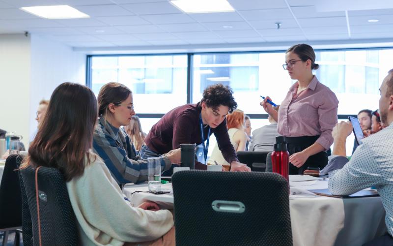 Séance de travail du groupe de la réflexion jeunesse